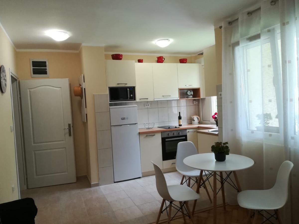Apartment Nikolic Cattaro Esterno foto