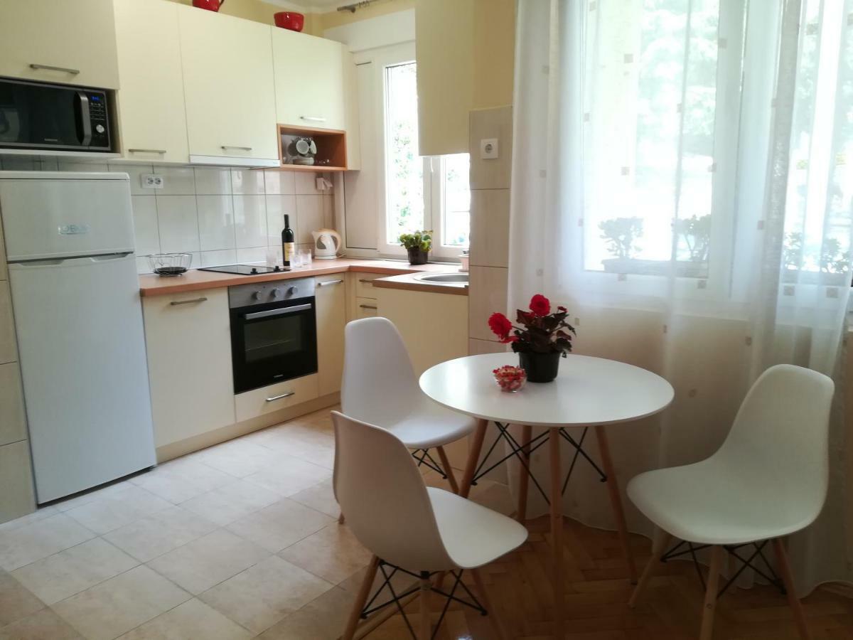 Apartment Nikolic Cattaro Esterno foto