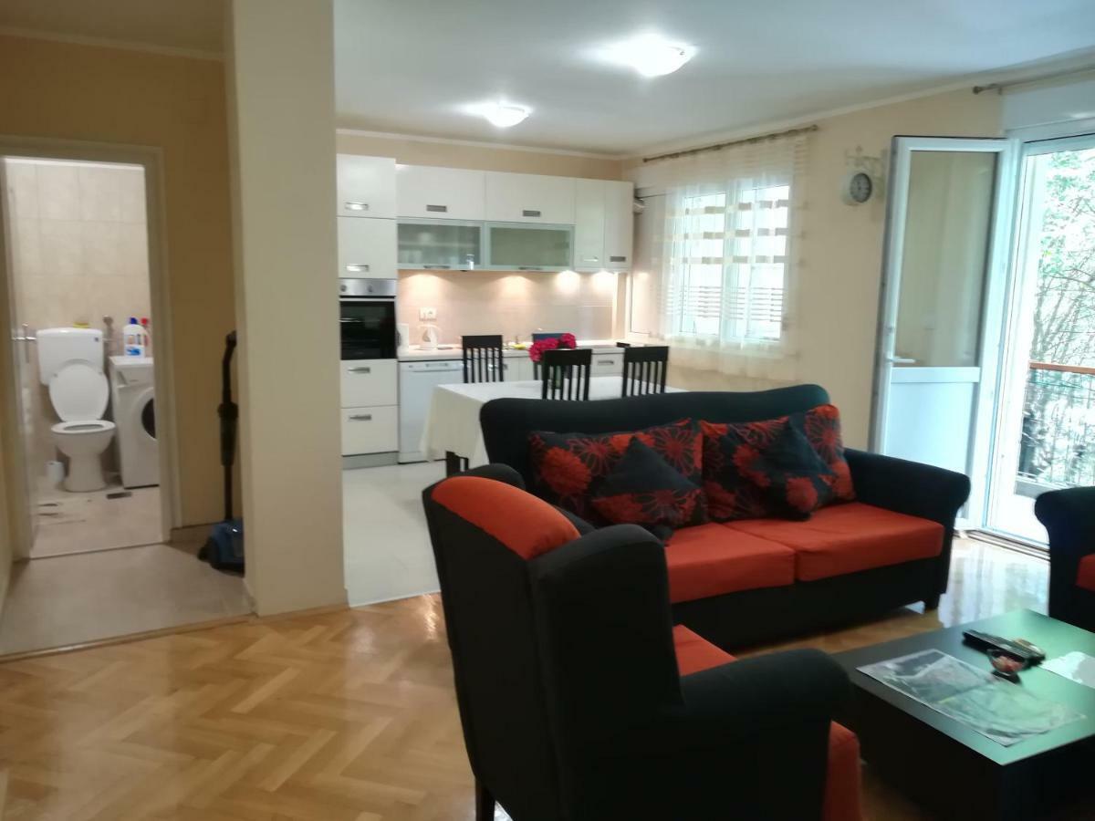 Apartment Nikolic Cattaro Esterno foto